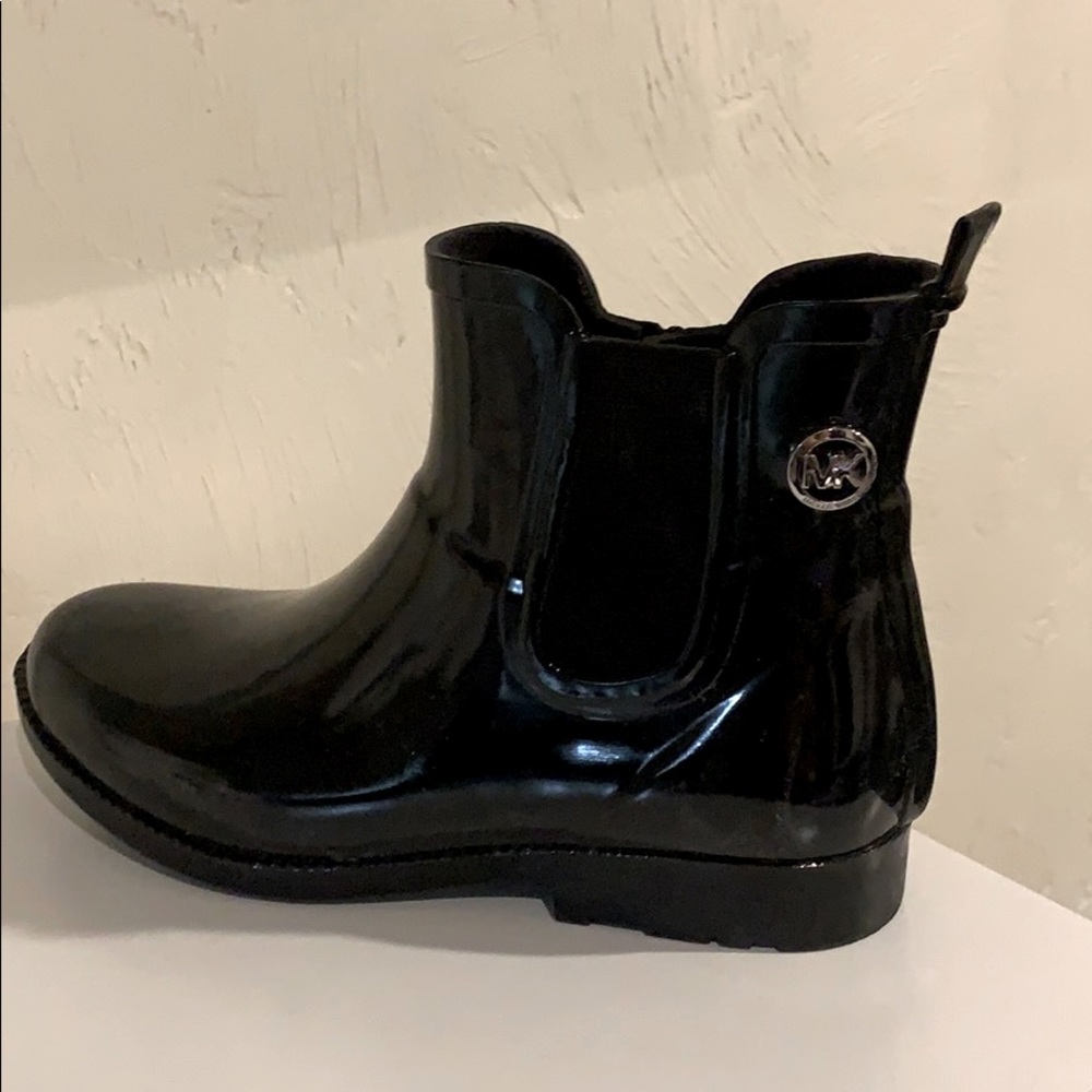 Michael Kors Chelsea rain bootie